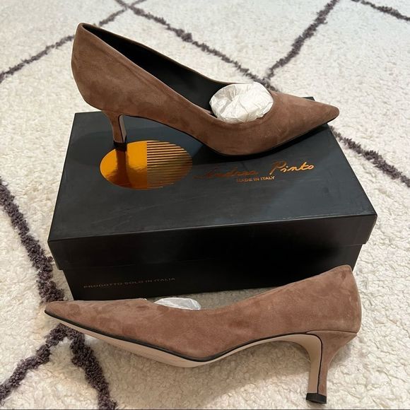Andrea Pinto’s Moxie Mocha Suede kitten Heels 👠 - Picture 3 of 10